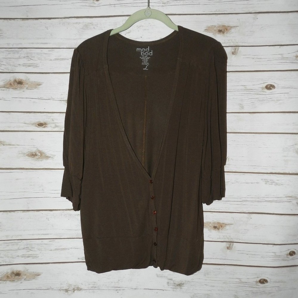 Mod Bod Low Cut V Neck Mid Sleeve Cardigan